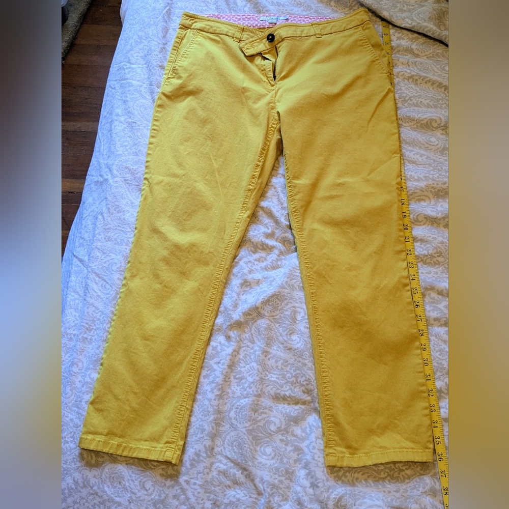 Boden Women's Yellow Chinos, size 10R